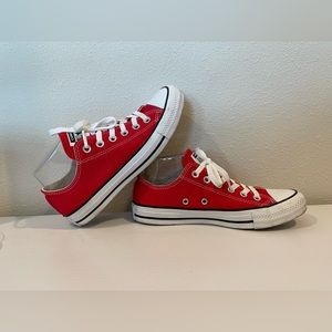 Women's Chuck Taylor All Star Shoreline Low Top Sneaker